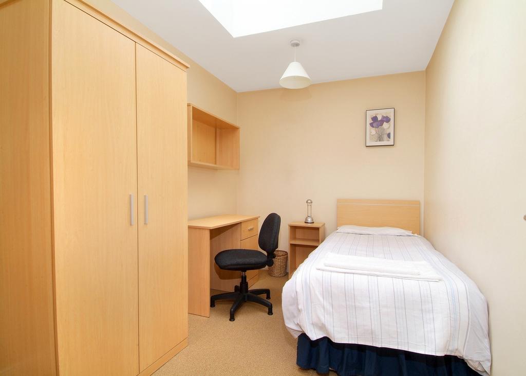 Ballyraine Self Catering Letterkenny Room photo